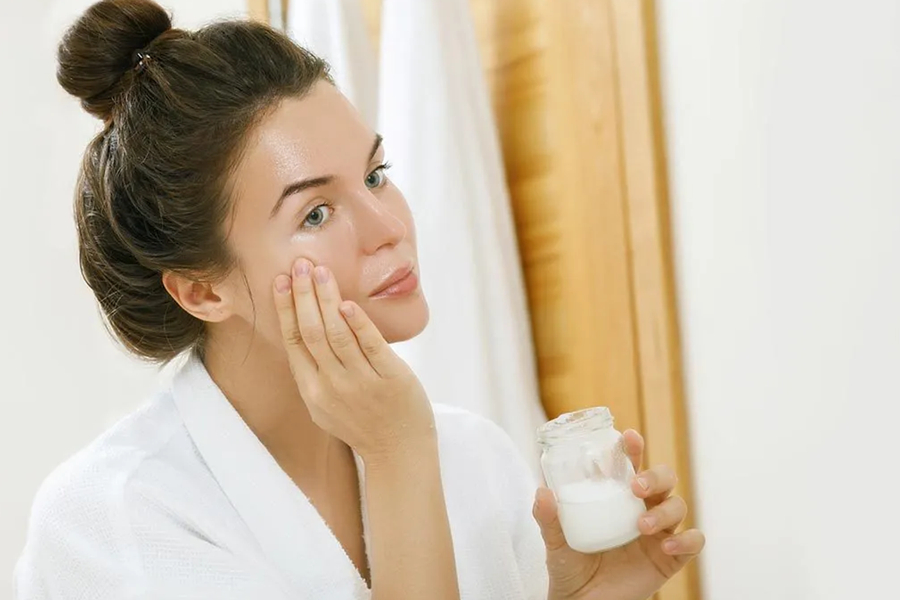 Winter Skincare: How To Keep Your Skin Healthy And Glowing